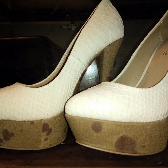 Cow hide heels - Picture 1 of 4